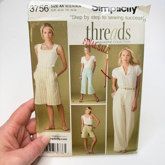 Sewing Pattern - Womenswear - Simplicity 3756 - True Deadstock supplies Fabric by private - Sustainable Textile | FABCYCLE