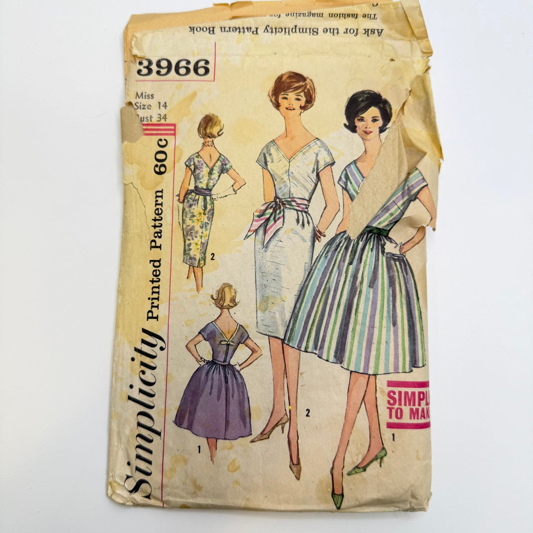 Sewing Pattern - Womenswear - Simplicity 3966 - True Deadstock supplies Fabric by private - Sustainable Textile | FABCYCLE