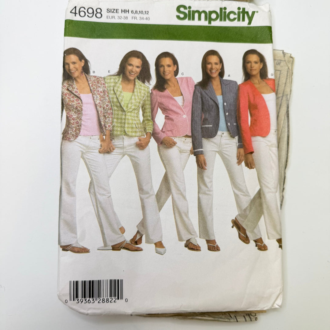 Sewing Pattern - Womenswear - Simplicity 4698 - True Deadstock supplies Fabric by private - Sustainable Textile | FABCYCLE