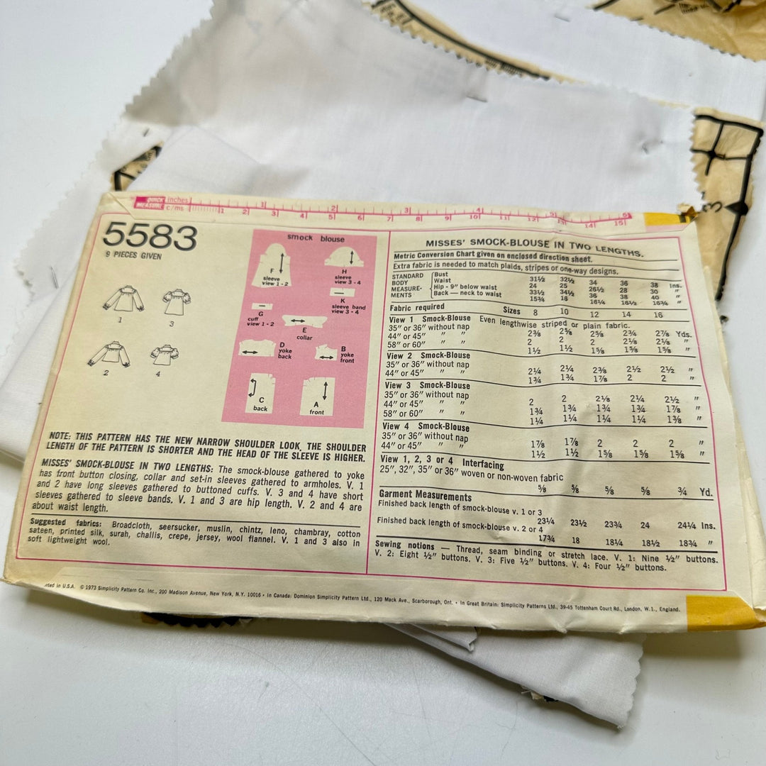 Sewing Pattern - Womenswear - Simplicity 5583 - True Deadstock supplies Fabric by private - Sustainable Textile | FABCYCLE