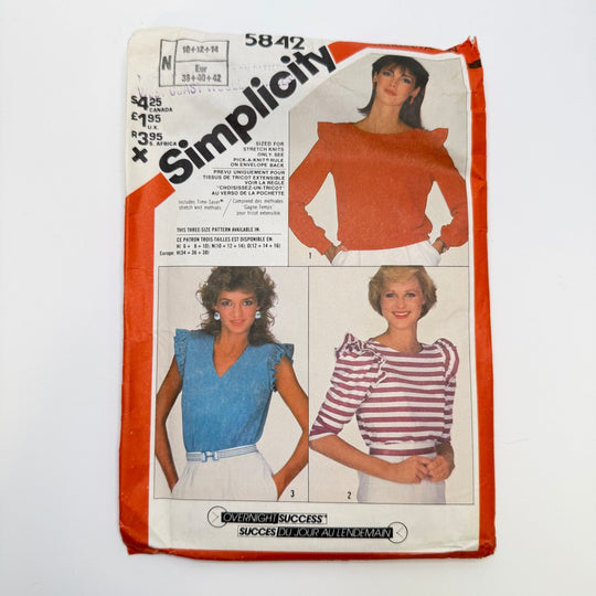Sewing Pattern - Womenswear - Simplicity 5842 - True Deadstock supplies Fabric by private - Sustainable Textile | FABCYCLE