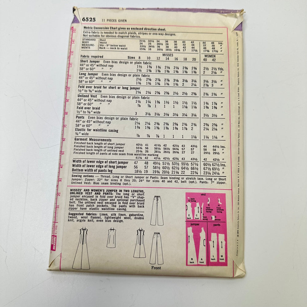 Sewing Pattern - Womenswear - Simplicity 6525 - True Deadstock supplies Fabric by private - Sustainable Textile | FABCYCLE