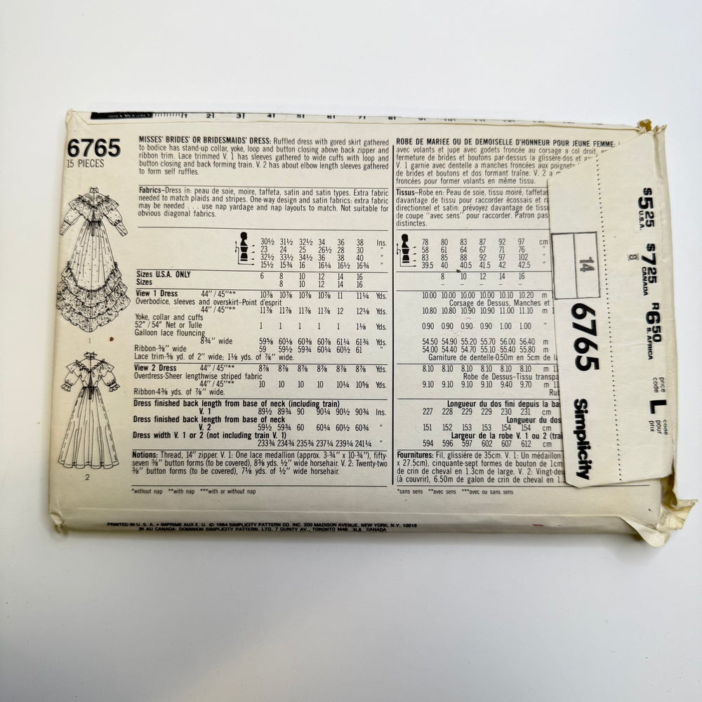 Sewing Pattern - Womenswear - Simplicity 6765 - True Deadstock supplies Fabric by private - Sustainable Textile | FABCYCLE