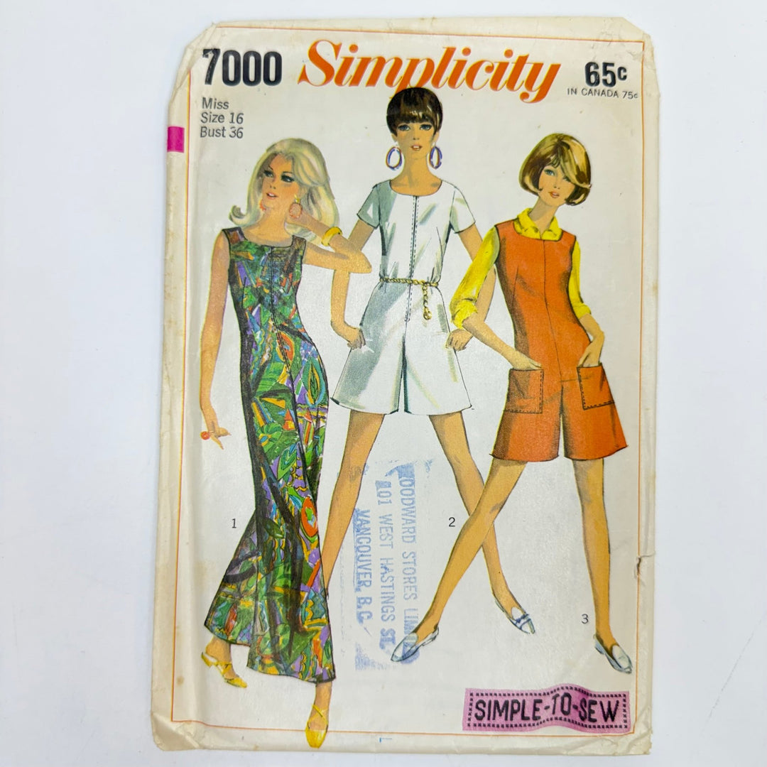 Sewing Pattern - Womenswear - Simplicity 7000 - True Deadstock supplies Fabric by private - Sustainable Textile | FABCYCLE