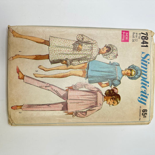 Sewing Pattern - Womenswear - Simplicity 7841 - True Deadstock supplies Fabric by private - Sustainable Textile | FABCYCLE
