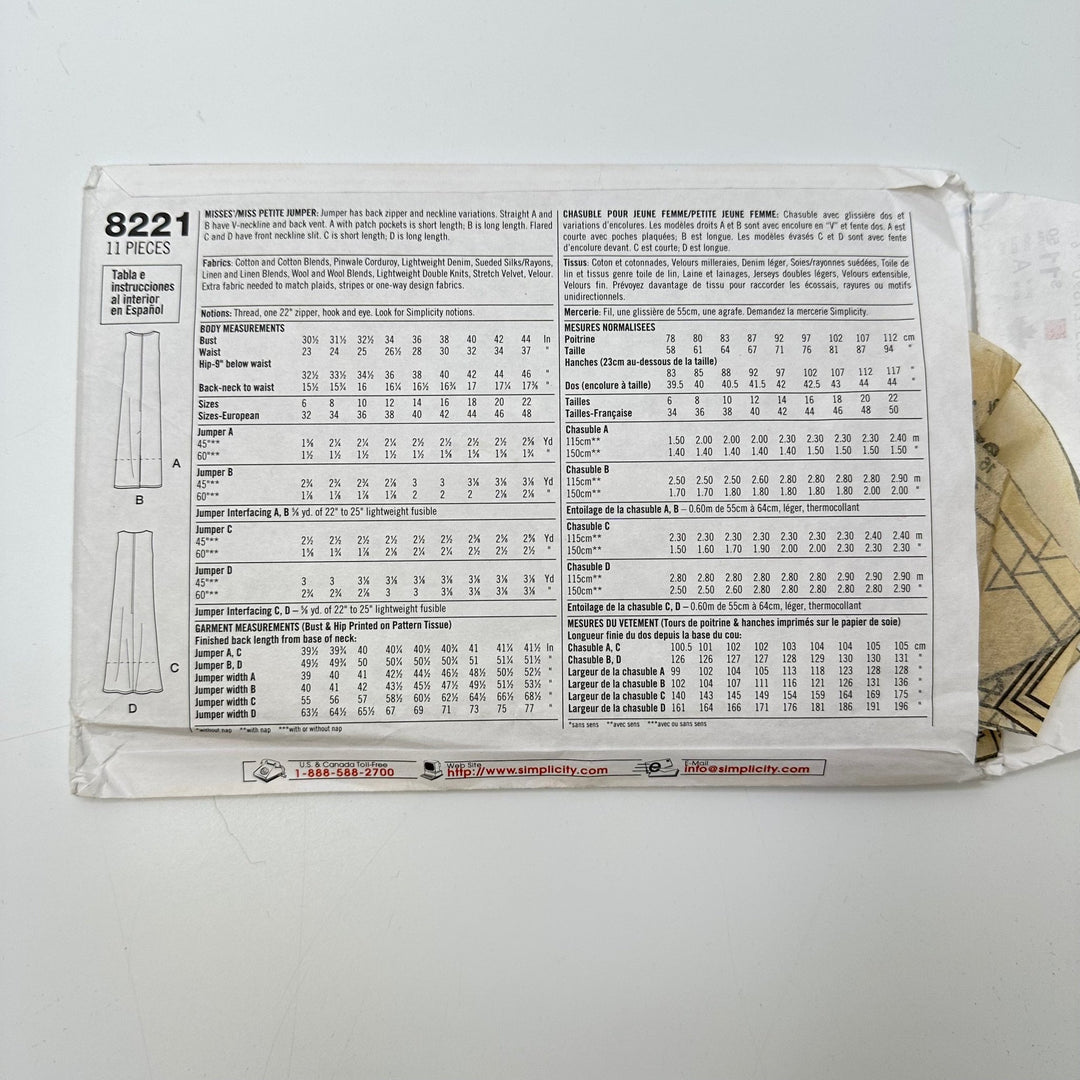 Sewing Pattern - Womenswear - Simplicity 8221 - True Deadstock supplies Fabric by private - Sustainable Textile | FABCYCLE