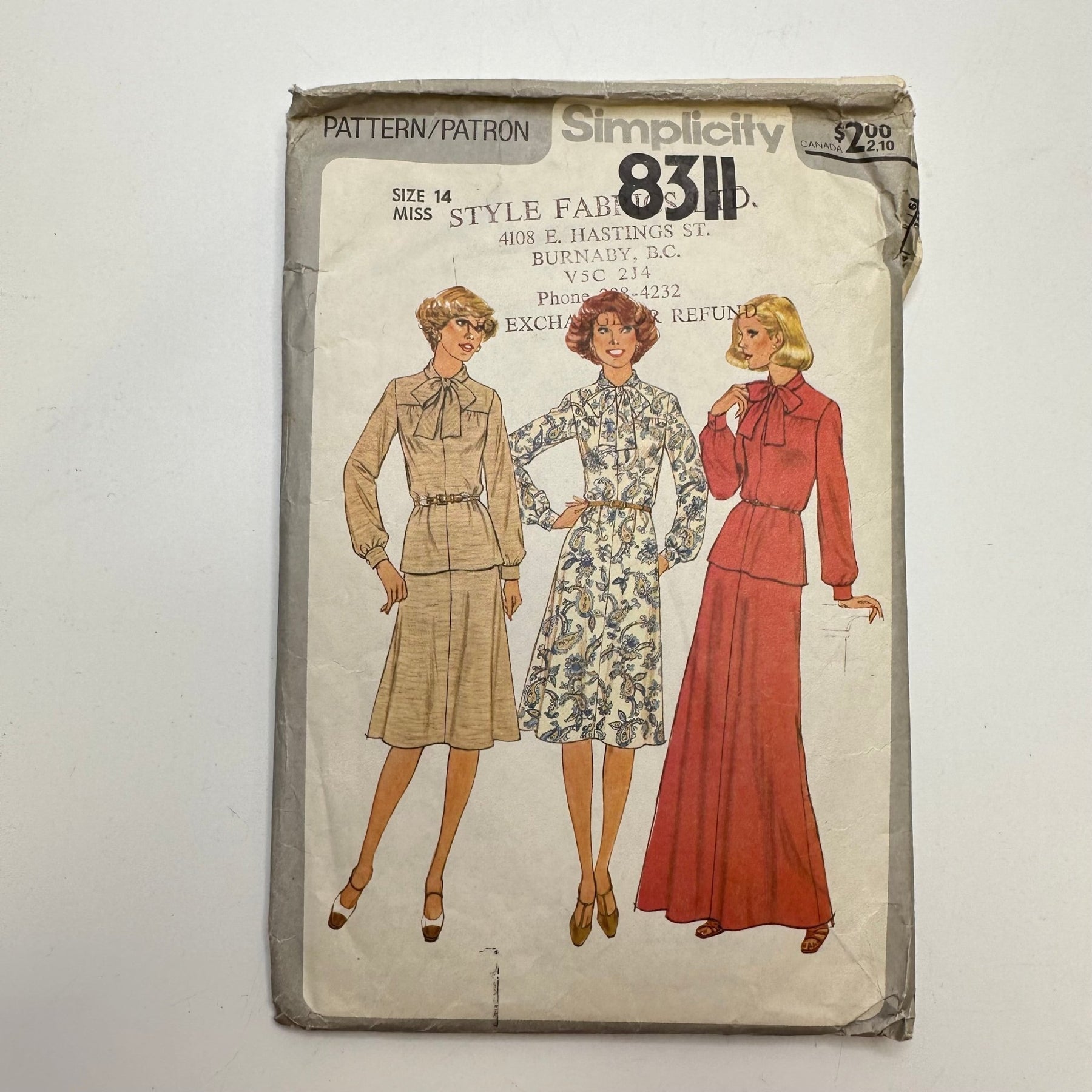 Simplicity Pattern 8301 Close (esc)