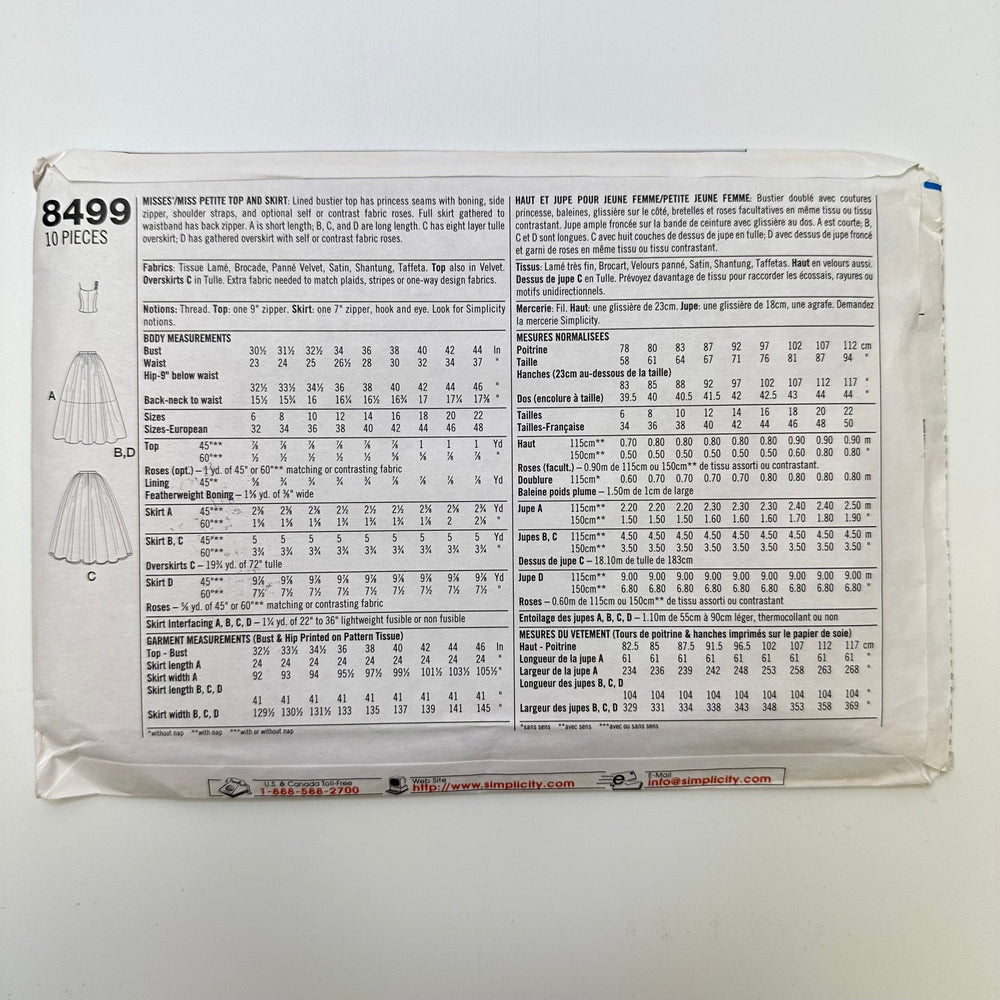 Sewing Pattern - Womenswear - Simplicity 8499 - True Deadstock supplies Fabric by private - Sustainable Textile | FABCYCLE