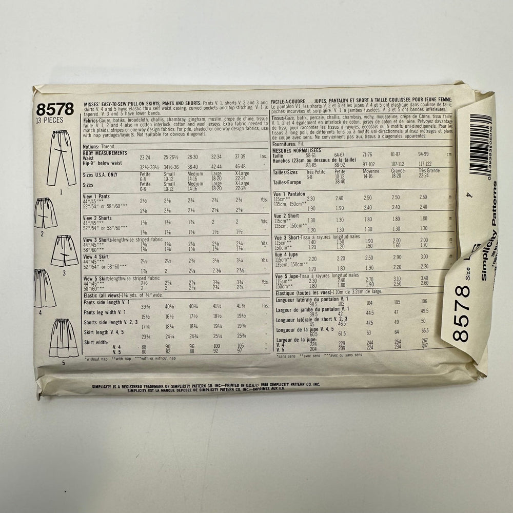 Sewing Pattern - Womenswear - Simplicity 8578 - True Deadstock supplies Fabric by private - Sustainable Textile | FABCYCLE