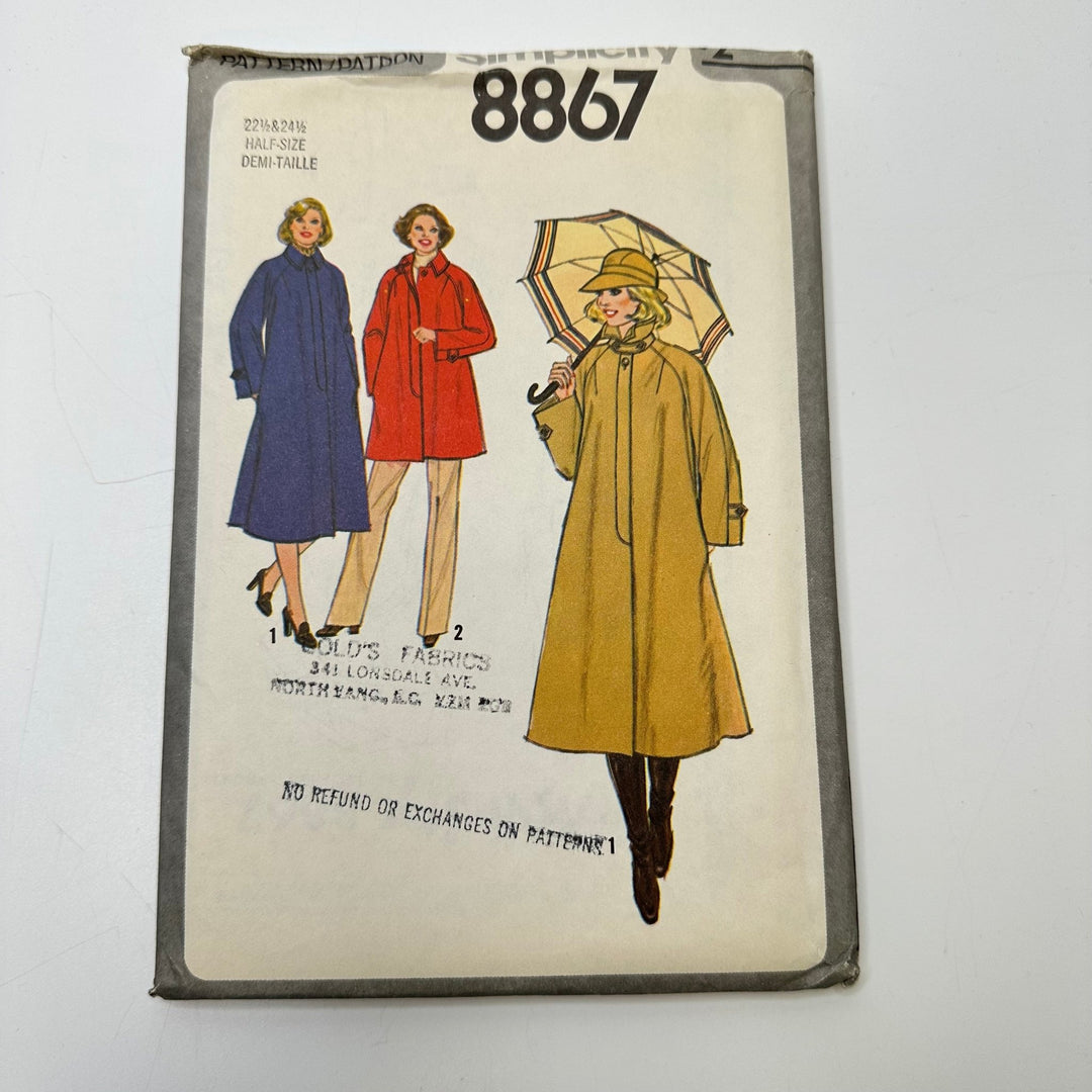 Sewing Pattern - Womenswear - Simplicity 8867 - True Deadstock supplies Fabric by private - Sustainable Textile | FABCYCLE