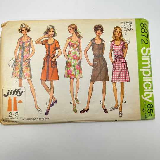Sewing Pattern - Womenswear - Simplicity 8872 - True Deadstock supplies Fabric by private - Sustainable Textile | FABCYCLE