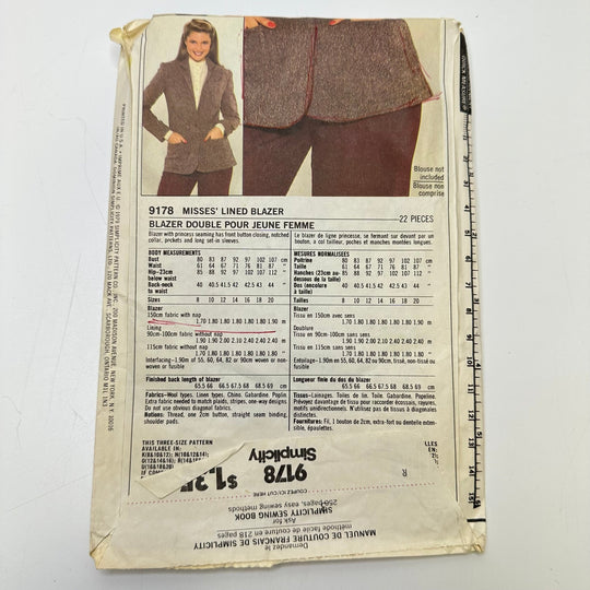 Sewing Pattern - Womenswear - Simplicity 9178 - True Deadstock supplies Fabric by private - Sustainable Textile | FABCYCLE