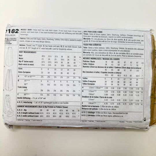Sewing Pattern - Womenswear - Simplicity 9182 - True Deadstock supplies Fabric by private - Sustainable Textile | FABCYCLE
