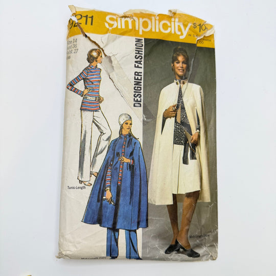 Sewing Pattern - Womenswear - Simplicity 9211 - True Deadstock supplies Fabric by private - Sustainable Textile | FABCYCLE