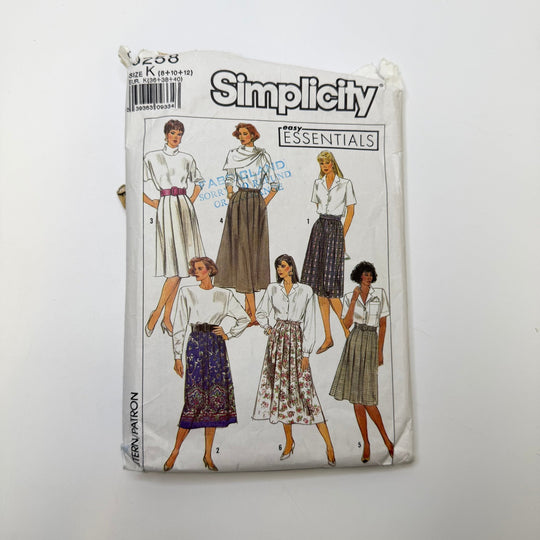 Sewing Pattern - Womenswear - Simplicity 9258 - True Deadstock supplies Fabric by private - Sustainable Textile | FABCYCLE