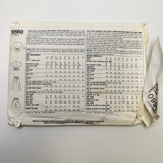 Sewing Pattern - Womenswear - Simplicity 9560 - True Deadstock supplies Fabric by private - Sustainable Textile | FABCYCLE
