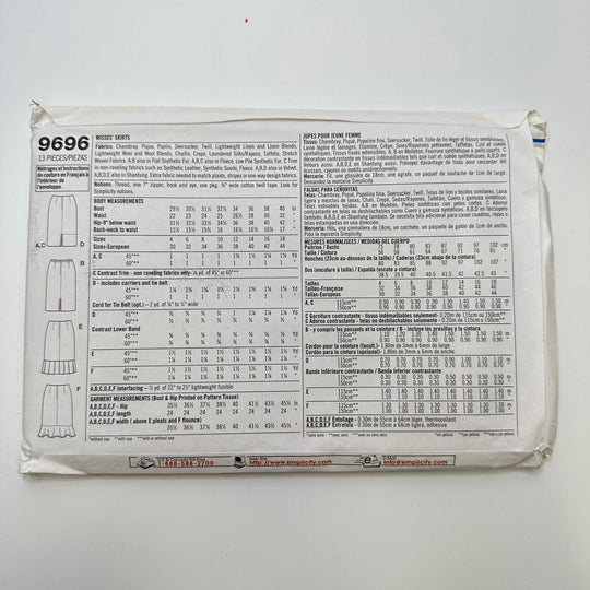 Sewing Pattern - Womenswear - Simplicity 9696 - True Deadstock supplies Fabric by private - Sustainable Textile | FABCYCLE