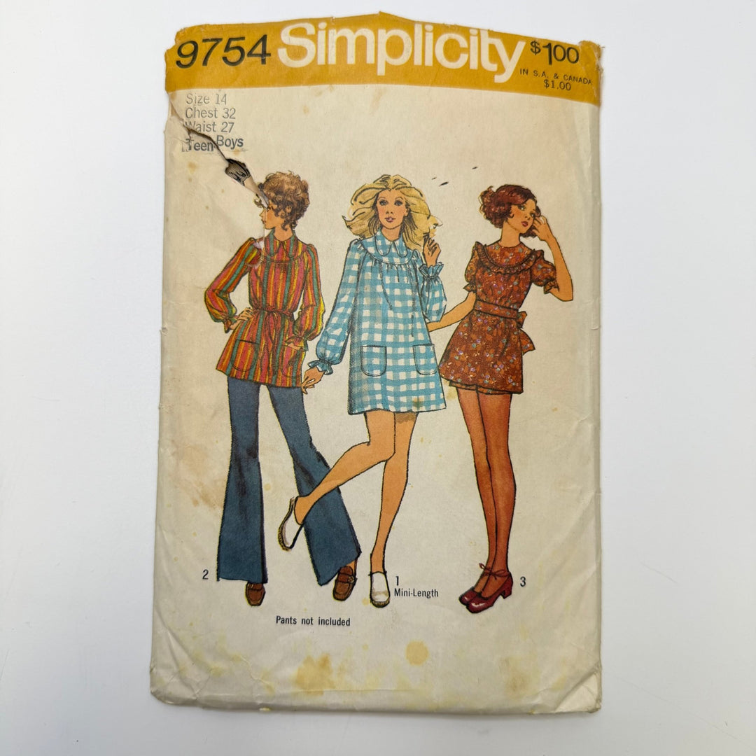 Sewing Pattern - Womenswear - Simplicity 9754 - True Deadstock supplies Fabric by private - Sustainable Textile | FABCYCLE