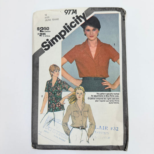 Sewing Pattern - Womenswear - Simplicity 9774 - True Deadstock supplies Fabric by private - Sustainable Textile | FABCYCLE