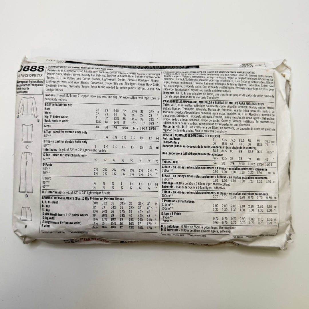Sewing Pattern - Womenswear - Simplicity 9888 - True Deadstock supplies Fabric by private - Sustainable Textile | FABCYCLE