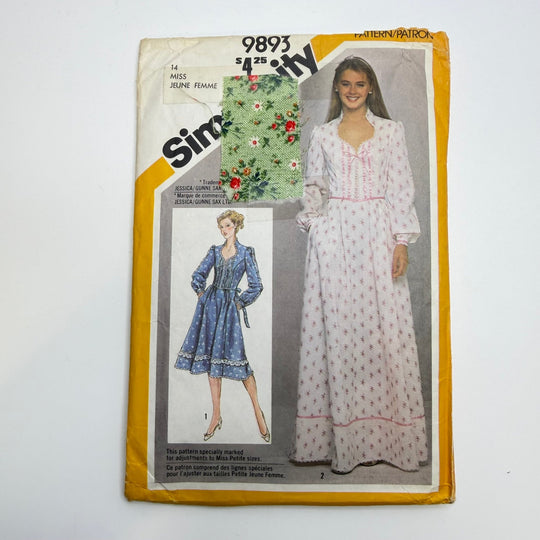 Sewing Pattern - Womenswear - Simplicity 9893 - True Deadstock supplies Fabric by private - Sustainable Textile | FABCYCLE