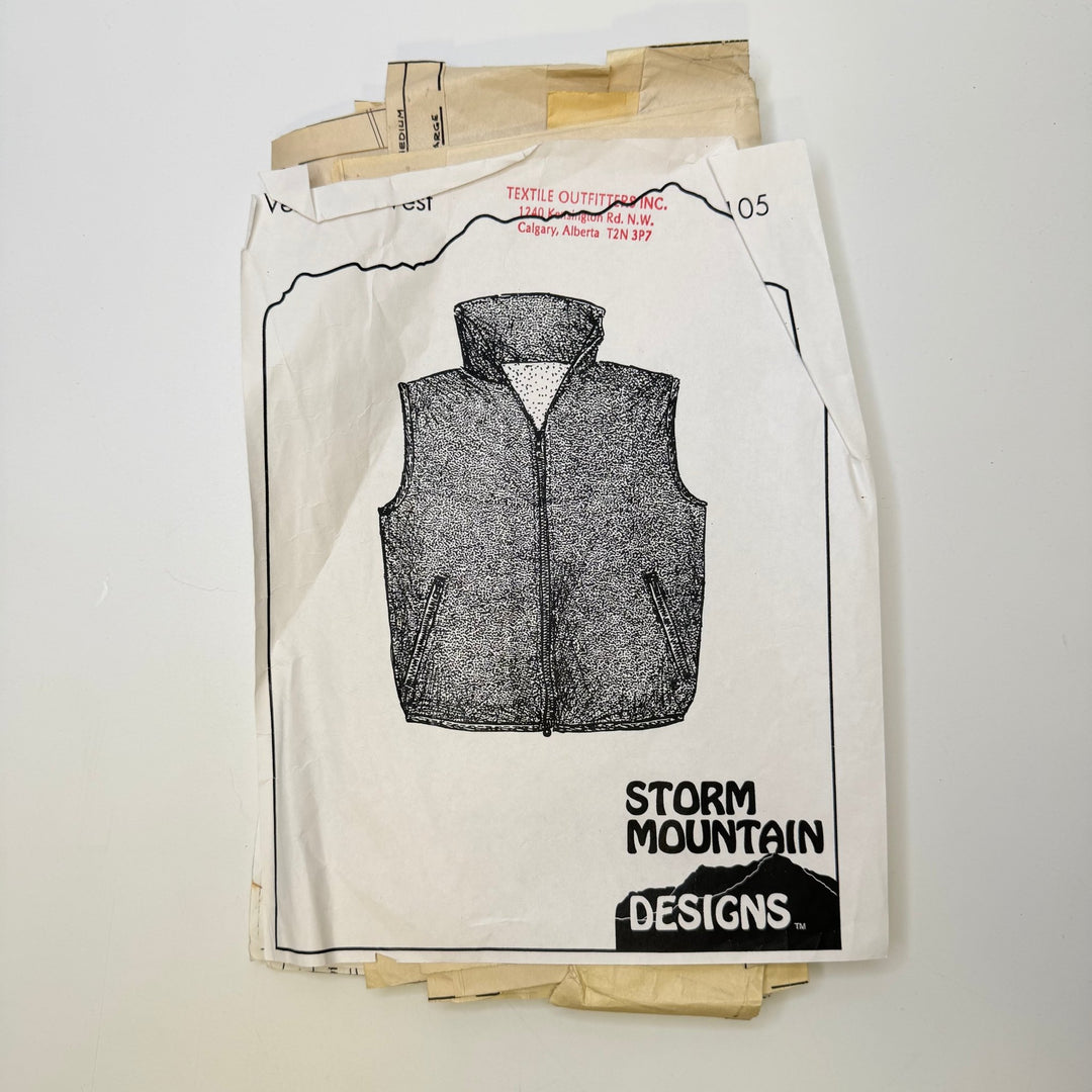 Sewing Pattern - Womenswear - Storm Mountain Designs 105 - True Deadstock supplies Fabric by private - Sustainable Textile | FABCYCLE