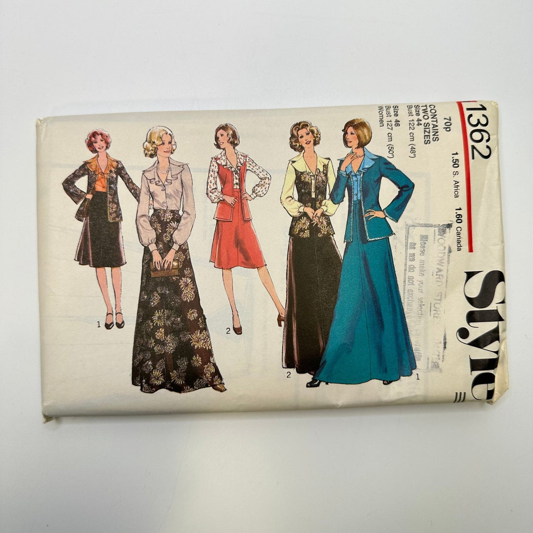 Sewing Pattern - Womenswear - Style 1362 - True Deadstock supplies Fabric by private - Sustainable Textile | FABCYCLE