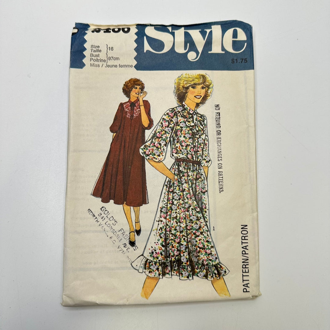 Sewing Pattern - Womenswear - Style 2486 - True Deadstock supplies Fabric by private - Sustainable Textile | FABCYCLE