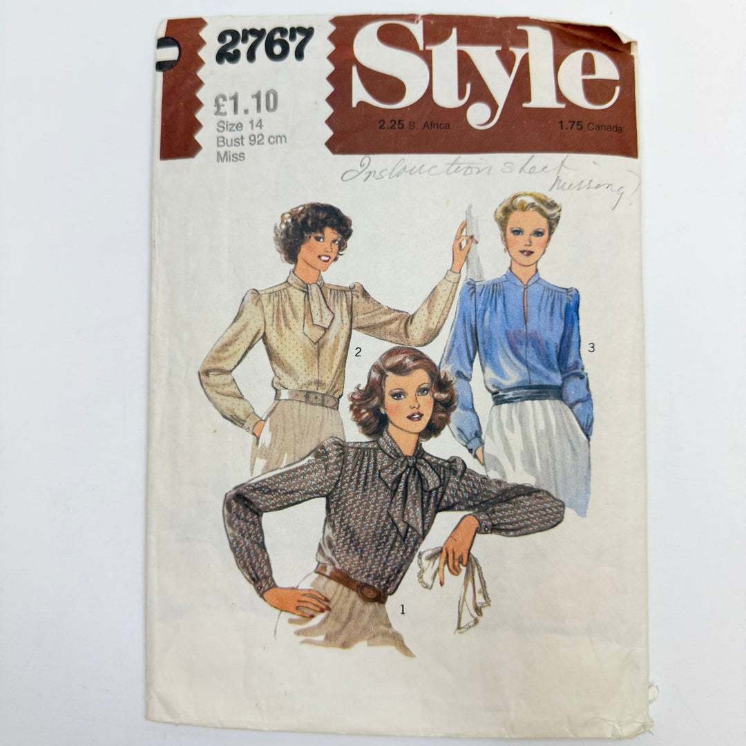 Sewing Pattern - Womenswear - Style 2767 - True Deadstock supplies Fabric by private - Sustainable Textile | FABCYCLE