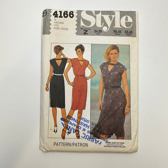 Sewing Pattern - Womenswear - Style 4166 - True Deadstock supplies Fabric by private - Sustainable Textile | FABCYCLE