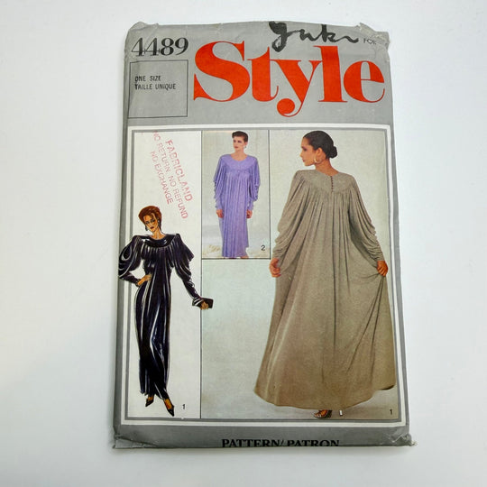 Sewing Pattern - Womenswear - Style 4489 - True Deadstock supplies Fabric by private - Sustainable Textile | FABCYCLE