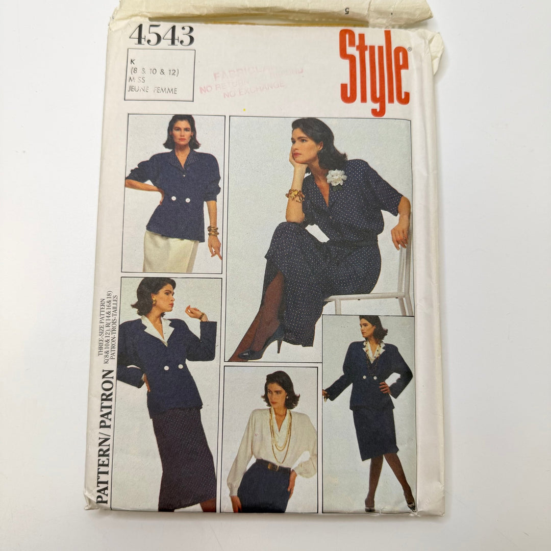 Sewing Pattern - Womenswear - Style 4543 - True Deadstock supplies Fabric by private - Sustainable Textile | FABCYCLE