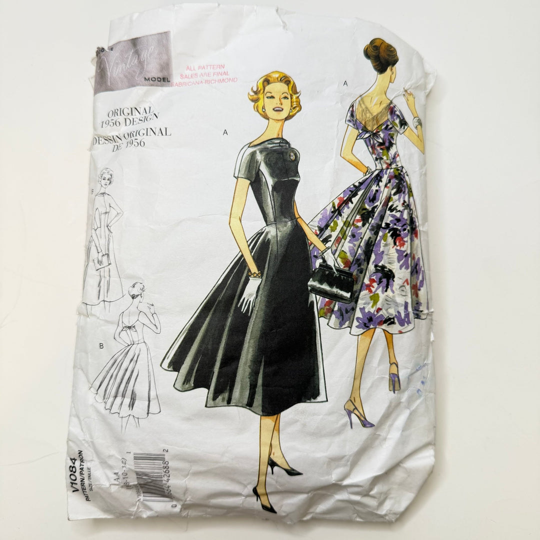 Sewing Pattern - Womenswear - Vogue 1084 - True Deadstock supplies Fabric by private - Sustainable Textile | FABCYCLE