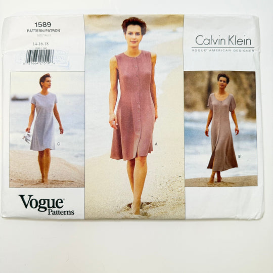 Sewing Pattern - Womenswear - Vogue 1589 - True Deadstock supplies Fabric by private - Sustainable Textile | FABCYCLE