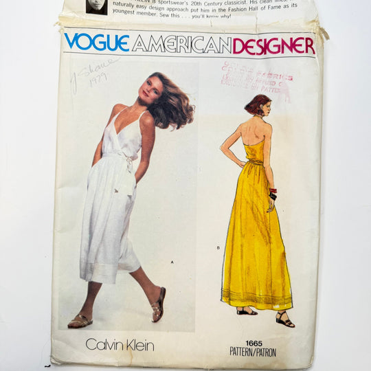 Sewing Pattern - Womenswear - Vogue 1665 - True Deadstock supplies Fabric by private - Sustainable Textile | FABCYCLE