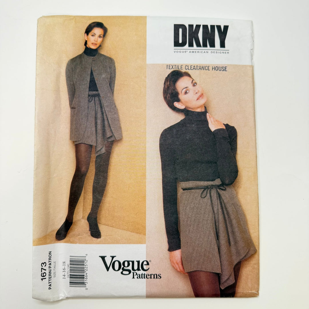 Sewing Pattern - Womenswear - Vogue 1673 - True Deadstock supplies Fabric by private - Sustainable Textile | FABCYCLE
