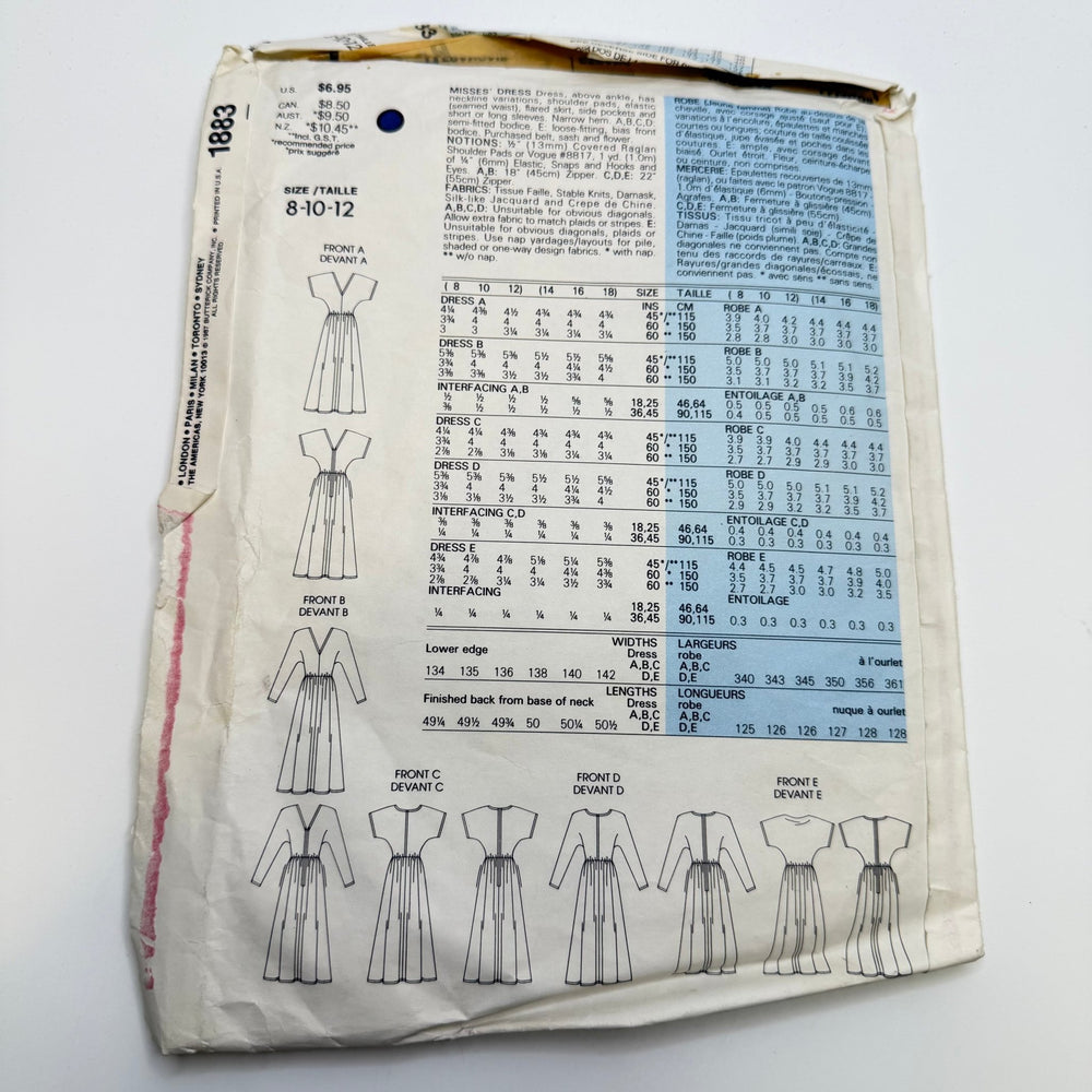 Sewing Pattern - Womenswear - Vogue 1883 - True Deadstock supplies Fabric by private - Sustainable Textile | FABCYCLE