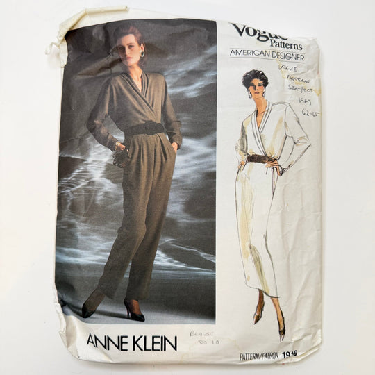 Sewing Pattern - Womenswear - Vogue 1916 - True Deadstock supplies Fabric by private - Sustainable Textile | FABCYCLE