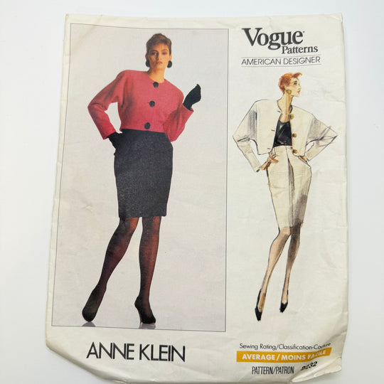 Sewing Pattern - Womenswear - Vogue 2232 - True Deadstock supplies Fabric by private - Sustainable Textile | FABCYCLE