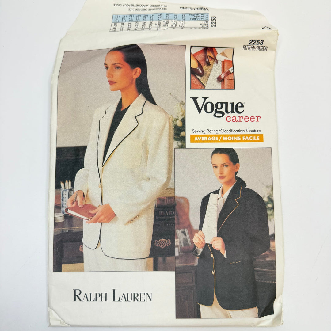 Sewing Pattern - Womenswear - Vogue 2253 - True Deadstock supplies Fabric by private - Sustainable Textile | FABCYCLE
