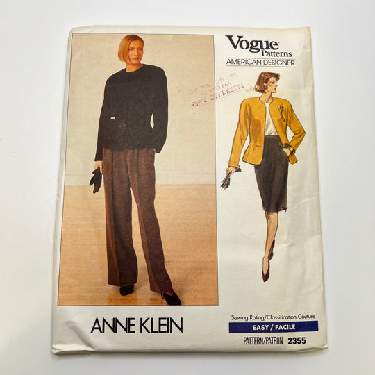 Sewing Pattern - Womenswear - Vogue 2355 - True Deadstock supplies Fabric by private - Sustainable Textile | FABCYCLE