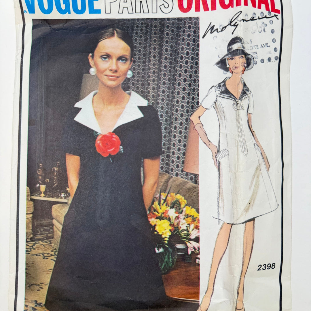 Sewing Pattern - Womenswear - Vogue 2398 - True Deadstock supplies Fabric by private - Sustainable Textile | FABCYCLE