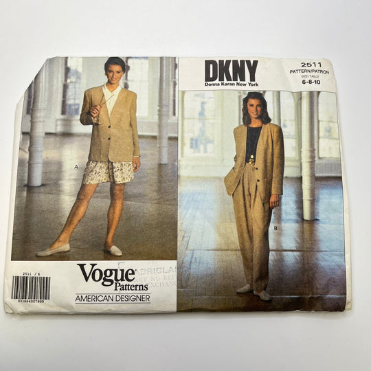 Sewing Pattern - Womenswear - Vogue 2511 - True Deadstock supplies Fabric by private - Sustainable Textile | FABCYCLE