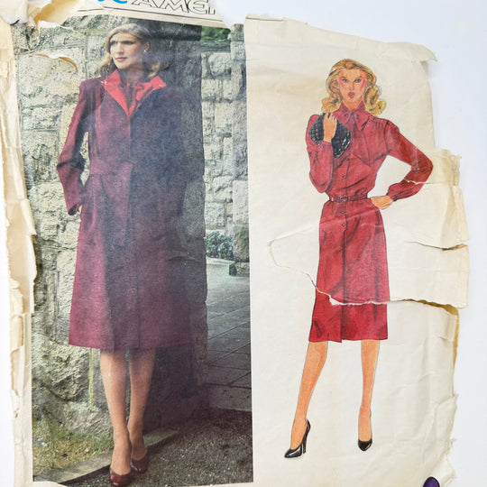 Sewing Pattern - Womenswear - Vogue 2559 - True Deadstock supplies Fabric by private - Sustainable Textile | FABCYCLE