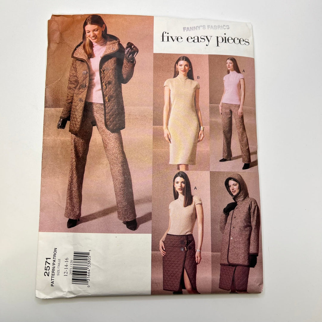 Sewing Pattern - Womenswear - Vogue 2571 - True Deadstock supplies Fabric by private - Sustainable Textile | FABCYCLE