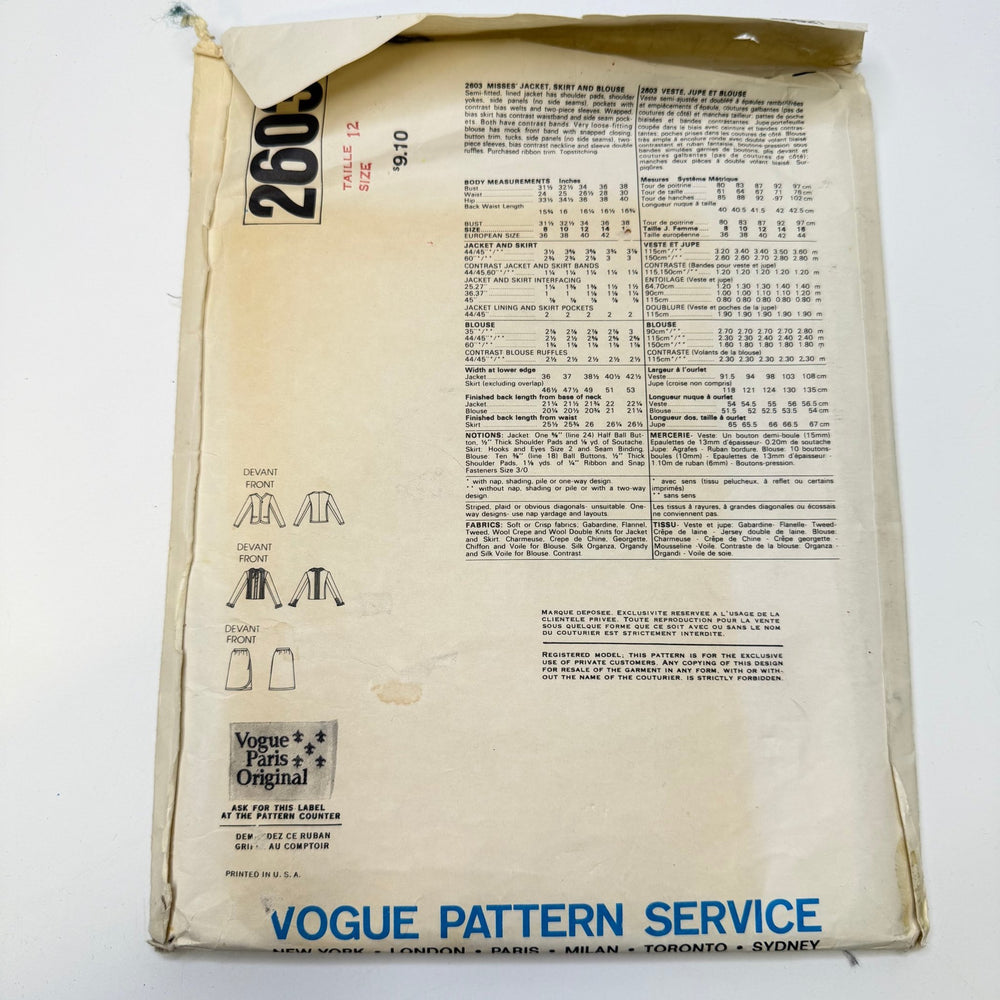 Sewing Pattern - Womenswear - Vogue 2603 - True Deadstock supplies Fabric by private - Sustainable Textile | FABCYCLE