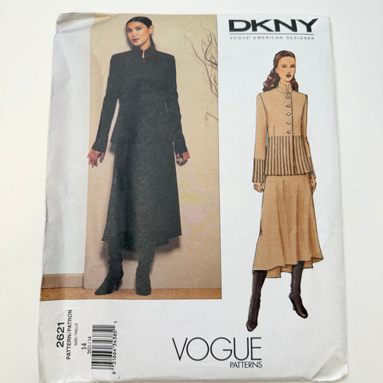 Sewing Pattern - Womenswear - Vogue 2621 - True Deadstock supplies Fabric by private - Sustainable Textile | FABCYCLE