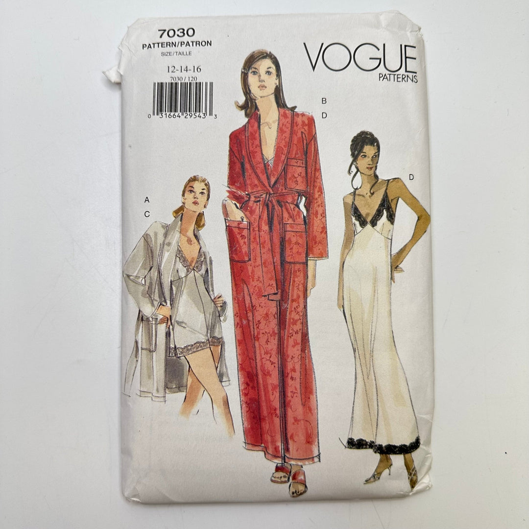 Sewing Pattern - Womenswear - Vogue 7030 - True Deadstock supplies Fabric by private - Sustainable Textile | FABCYCLE