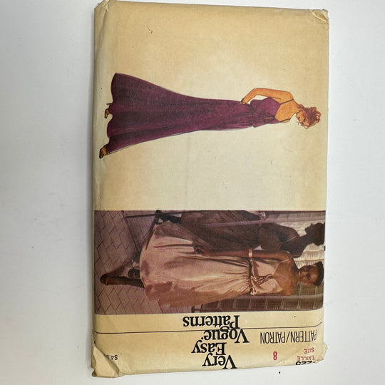 Sewing Pattern - Womenswear - Vogue 7225 - True Deadstock supplies Fabric by private - Sustainable Textile | FABCYCLE