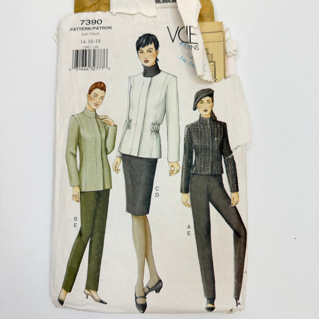 Sewing Pattern - Womenswear - Vogue 7390 - True Deadstock supplies Fabric by private - Sustainable Textile | FABCYCLE